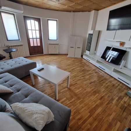 Apartment Piata Muncii With A View Bucureşti Exterior foto